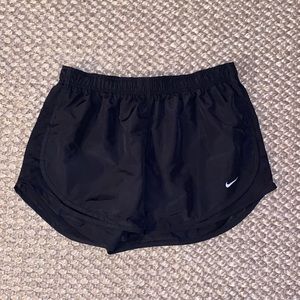 Black Nike shorts